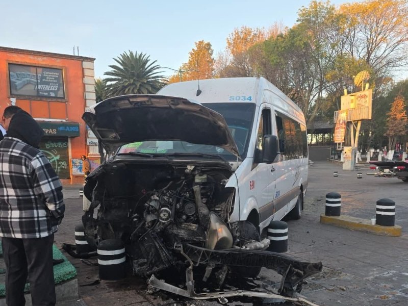 SEGURIDAD PÚBLICA DE APIZACO ATIENDE ACCIDENTE VIAL EN AVENIDA HIDALGO Y BLVD 16 DE&nbsp;SEPTIEMBRE