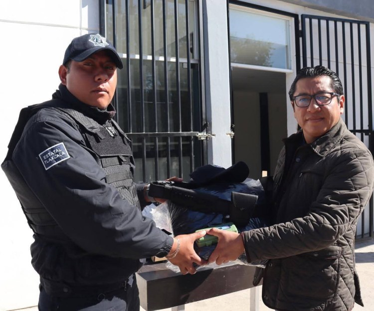 ‘𝗕𝗘𝗡𝗝𝗔𝗠Í𝗡 𝗔𝗧𝗢𝗡𝗔𝗟 𝗙𝗢𝗥𝗧𝗔𝗟𝗘𝗖𝗘 𝗟𝗔 𝗦𝗘𝗚𝗨𝗥𝗜𝗗𝗔𝗗 𝗖𝗢𝗡 𝗘𝗡𝗧𝗥𝗘𝗚𝗔 𝗗𝗘 𝗨𝗡𝗜𝗙𝗢𝗥𝗠𝗘𝗦 👮🏾‍♂️👮🏻‍♀️𝗬 𝗘𝗤𝗨𝗜𝗣𝗢&nbsp;𝗧Á𝗖𝗧𝗜𝗖𝗢»