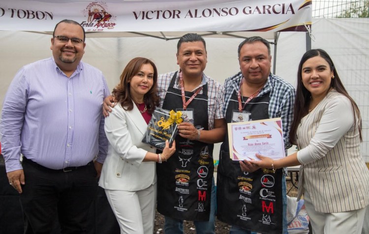 ENTREGAN RECONOCIMIENTOS A PARTICIPANTES EN LAS PAELLAS DE&nbsp;APIZACO