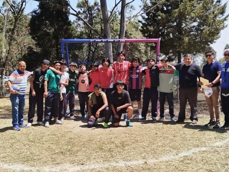 IMPULSAN CONVIVENCIA JUVENIL CON FÚTBOL TEQUIOS EN&nbsp;TOTOLAC
