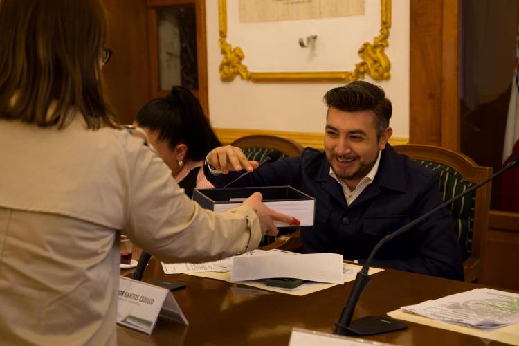 CABILDO DE HUAMANTLA DEFINE A GANADORA DE LA PRESEA “PAULINA MARAVER”; EL ACUERDO SE HARÁ PÚBLICO ESTE&nbsp;VIERNES