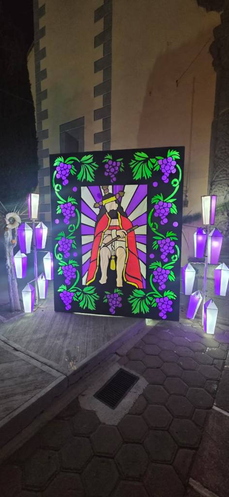 ⛪️🎆TRADICION, FERVOR Y MAGIA DE LUZ EN VIERNES DE MUEGANOS EN BARRIO SAN LUCAS,&nbsp;HUAMANTLA✝️⛪️🎆
