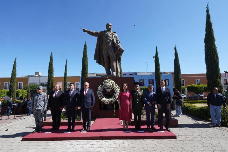 AUTORIDADES CONMEMORAN EL CCXX ANIVERSARIO DEL NATALICIO DE BENITO&nbsp;JUÁREZ