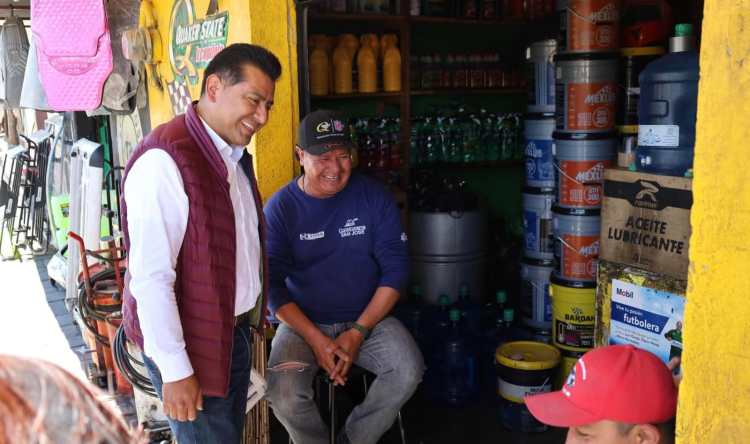 ARRANCA CARLOS AUGUSTO TRABAJO EN TERRITORIO Y LLEVA MENSAJE DE LA 4T CASA POR CASA EN&nbsp;TLAXCA