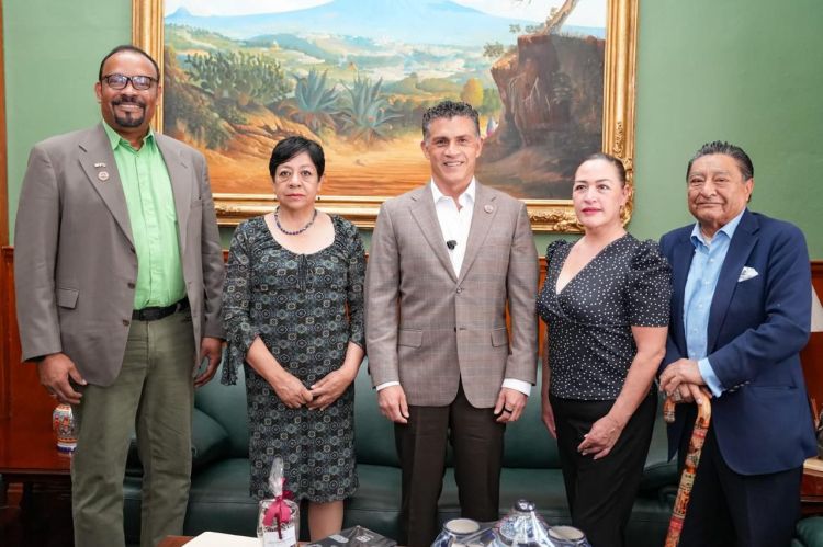 ALCALDE DE TLAXCALA SE REÚNE CON MIEMBROS DE&nbsp;CONAPRESU