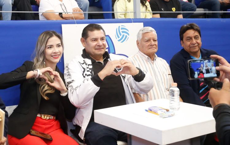 GRAN FIESTA DEPORTIVA, GUERRERAS DE PUEBLA ENAMORA A LA&nbsp;AFICIÓN