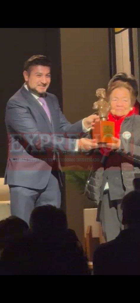 RECONOCEN GRAN LABOR SOCIAL: MICAELA RODRÍGUEZ RECIBE LA PRESEA PAULINA MARAVER EN&nbsp;HUAMANTLA