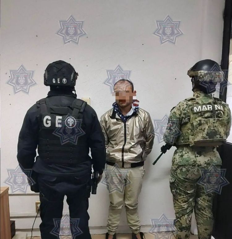 DETIENEN POLICÍA DE APIZACO Y MARINA A MASCULINO POR PRESUNTO&nbsp;ROBO.