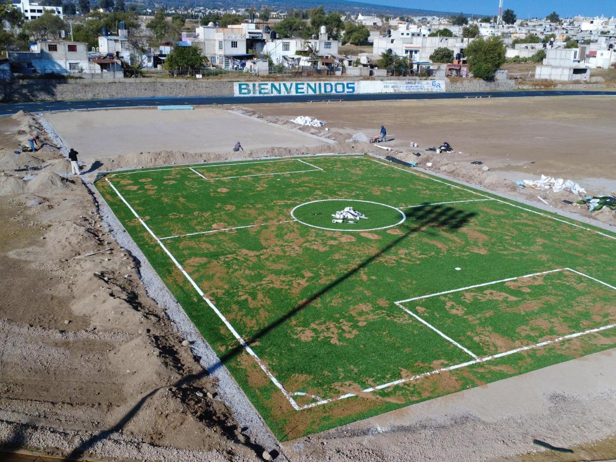 ⚽🥅REGISTRAN AVANCES LAS NUEVAS CANCHAS DE FÚTBOL 5 EN LA UNIDAD DEPORTIVA MIGUEL ARROYO&nbsp;ROSALES⚽🥅