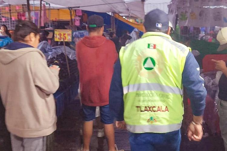 ACTIVA AYUNTAMIENTO DE TLAXCALA PROTOCOLOS DE ATENCIÓN POR GRANIZADA EN LA CAPITAL; SE REPORTAN SOLO DAÑOS&nbsp;MATERIALES