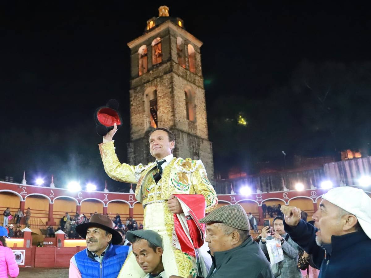 ♉🐃ANTONIO FERRERA TRIUNFA Y SALE A HOMBROS EN TLAXCALA&nbsp;♉🐃