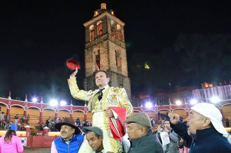 ♉🐃ANTONIO FERRERA TRIUNFA Y SALE A HOMBROS EN TLAXCALA&nbsp;♉🐃