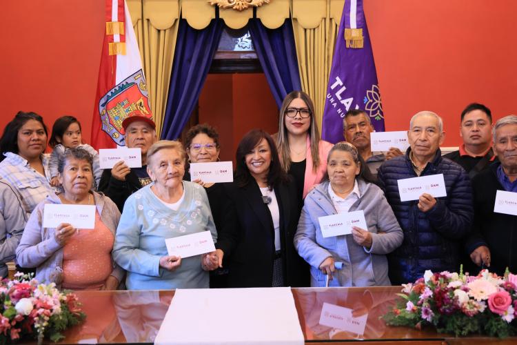 ADULTOS MAYORES VIAJARÁN A E.E.U.U. PARA REENCONTRARSE CON SUS HIJOS CON APOYO DEL GOBIERNO&nbsp;ESTATAL.