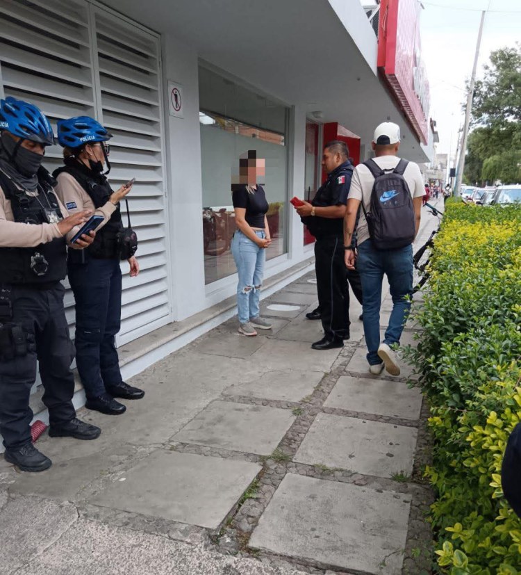 ATIENDE POLICÍA DE APIZACO REPORTE DE&nbsp;ROBO.