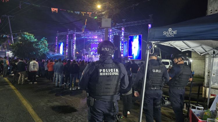 CON PRESENCIA Y TRABAJO COORDINADO SE MANTIENE LA PAZ Y EL ORDEN EN BAILES&nbsp;POPULARES