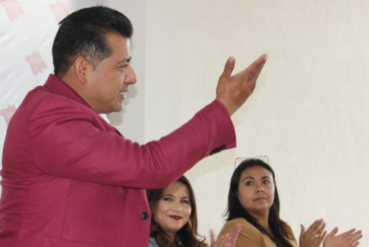 CARLOS AUGUSTO PÉREZ HERNÁNDEZ RECONOCE A MAESTRAS Y MAESTROS EN SU&nbsp;DÍA