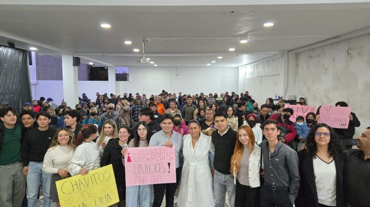 ANA LILIA RIVERA LA SOBERANÍA SE DEFIENDE CON GOBIERNOS HONESTOS Y CERCANOS AL&nbsp;PUEBLO