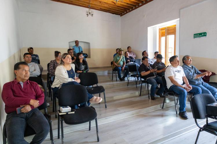 💦💧🚰CAPACITAN EN HUAMANTLA SOBRE LEVANTAMIENTO DE REDES DE AGUA POTABLE Y ALCANTARILLADO💦💧🚰