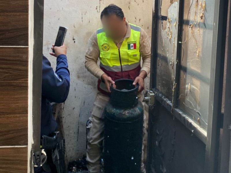 PROTECCIÓN CIVIL MUNICIPAL DE TLAXCALA CONTROLA EXPLOSIÓN DE GAS EN&nbsp;ACUITLAPILCO