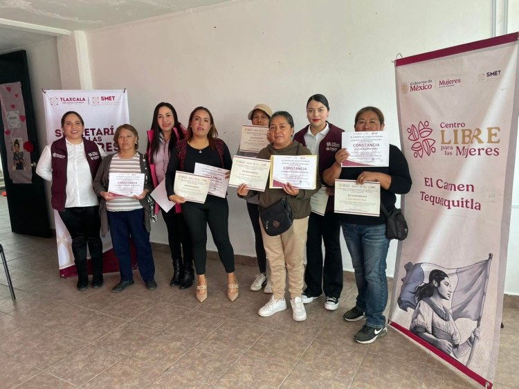 ENTREGAN CONSTANCIAS DE CURSOS EN CENTRO LIBRE DE&nbsp;TEQUEXQUITLA