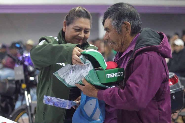 👨‍👧‍👦🎉ALCALDESA DE #TEQUEXQUITLA CELEBRA EN GRANDE EL DÍA DEL&nbsp;PADRE