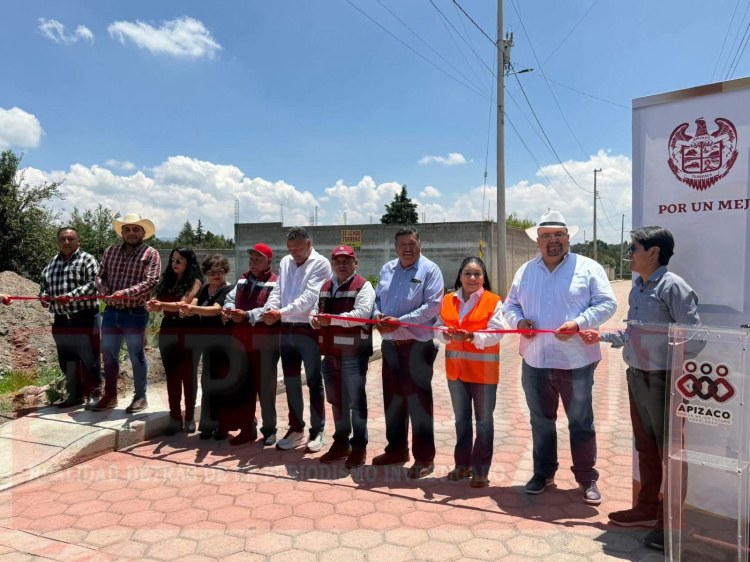 🚧👷JAVIER RIVERA ENTREGA OBRA PÚBLICA QUE TRANSFORMA LA MOVILIDAD EN SANTA MARÍA&nbsp;TEXCALAC🚧👷