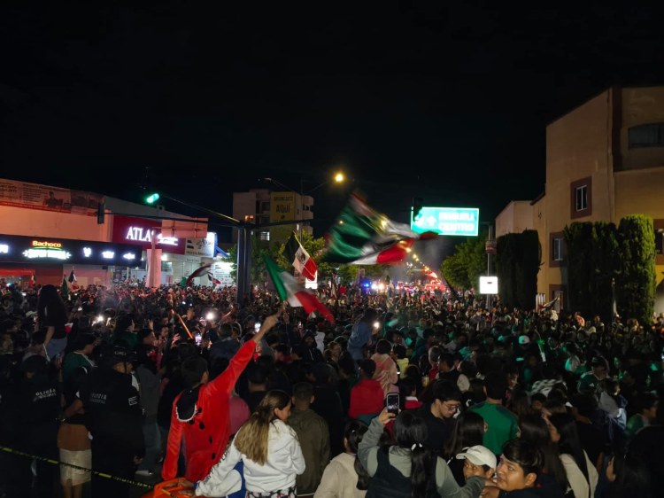 ⚽🇲🇽🚨SALDO BLANCO DURANTE FESTEJOS EN “LA MAQUINITA” EN #APIZACO⚽🇲🇽&nbsp;🚨