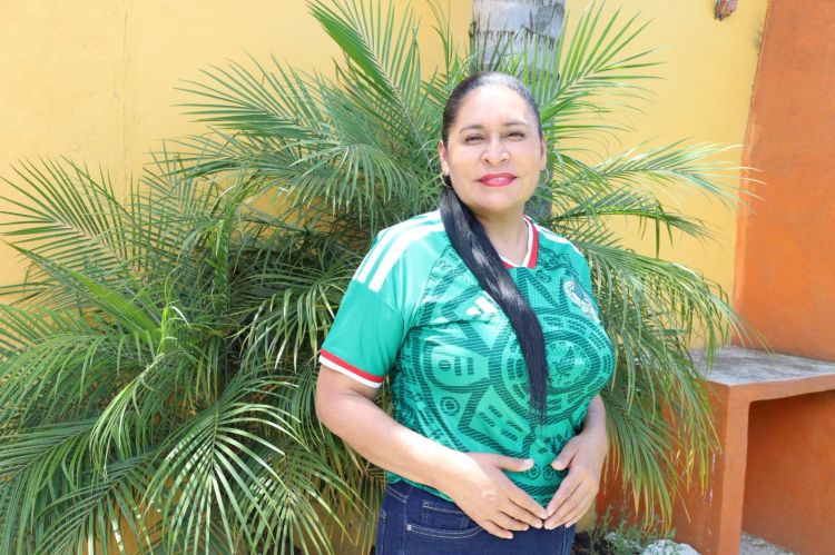 FESTEJA ANA LILIA RIVERA TRIUNFO DE MÉXICO EN EL ARRANQUE DE LA GRAN FIESTA DEL FÚTBOL&nbsp;MUNDIAL