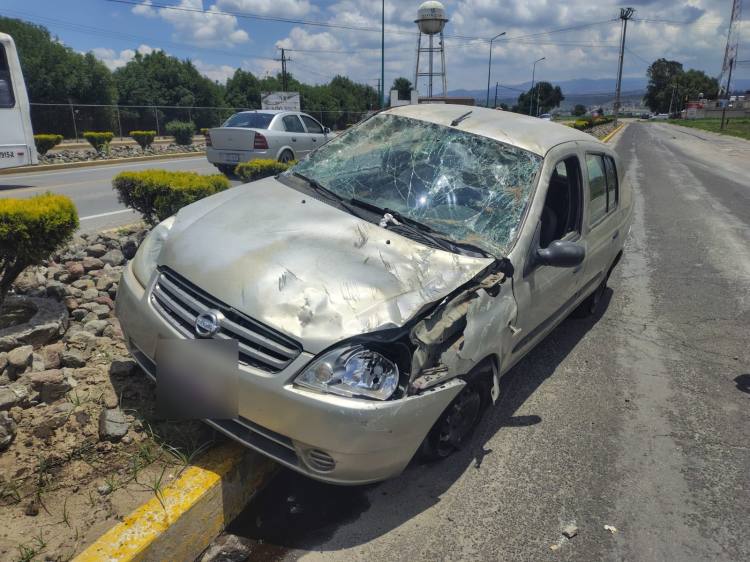 ATIENDEN AUTORIDADES HECHO DE TRÁNSITO EN LA CARRETERA HUAMANTLA- BENITO&nbsp;JUÁREZ