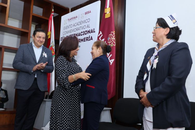 RECONOCE GOBERNADORA LABOR DEL PERSONAL DE&nbsp;ENFERMERÍA