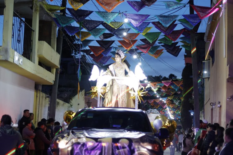 LA ALEGRÍA Y LA MÚSICA LLENARON LAS CALLES DE&nbsp;TEQUEXQUITLA
