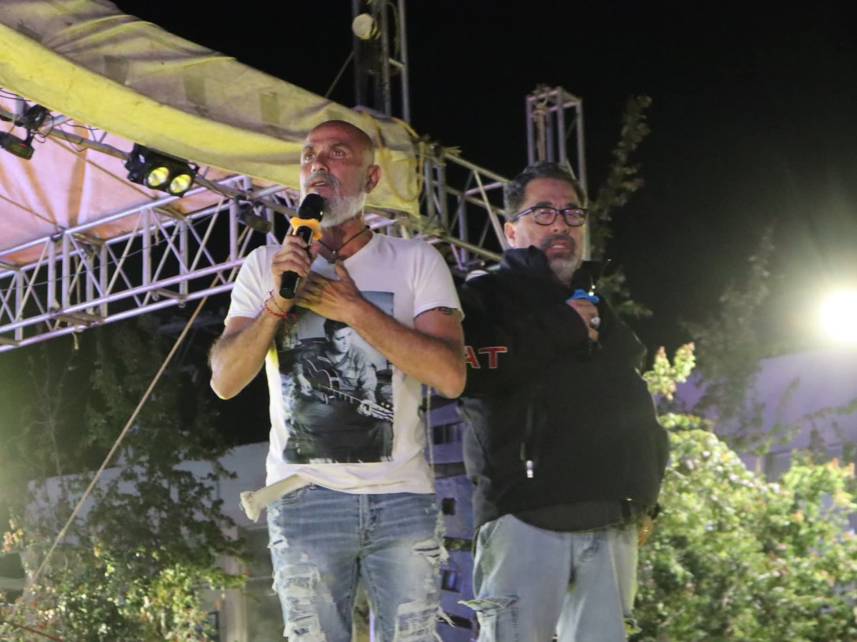 TEQUEXQUITLA VIVIÓ UNA NOCHE DE RISAS, CON GUERRA DE&nbsp;CHISTES