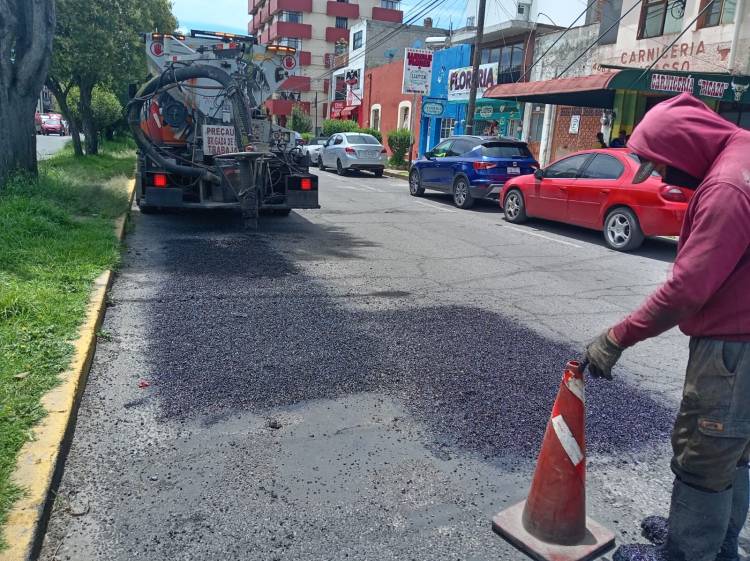 👷🚧EL GOBIERNO DE #APIZACO MANTIENE ACCIONES PERMANENTES DE BACHEO EN EL BOULEVARD EMILIO SÁNCHEZ&nbsp;PIEDRAS🚧👷