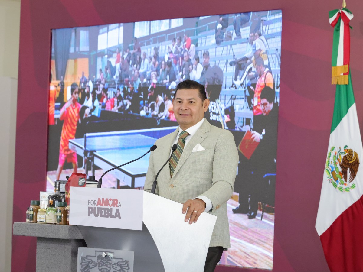 GOBIERNO ESTATAL RECUPERA ESPACIOS PÚBLICOS PARA FORTALECER FUTURO DE JUVENTUD&nbsp;POBLANA