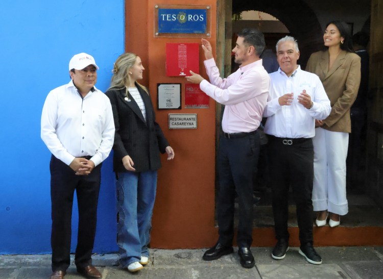 GOBIERNO DEL ESTADO ENTREGA PLACAS MICHELIN 2026 A RESTAURANTES POBLANOS&nbsp;RECONOCIDOS