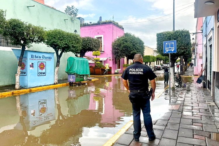 AYUNTAMIENTO DE TLAXCALA ACTIVA BRIGADAS DE ATENCIÓN ANTE LLUVIAS Y MANTIENE VIALIDADES&nbsp;SEGURAS