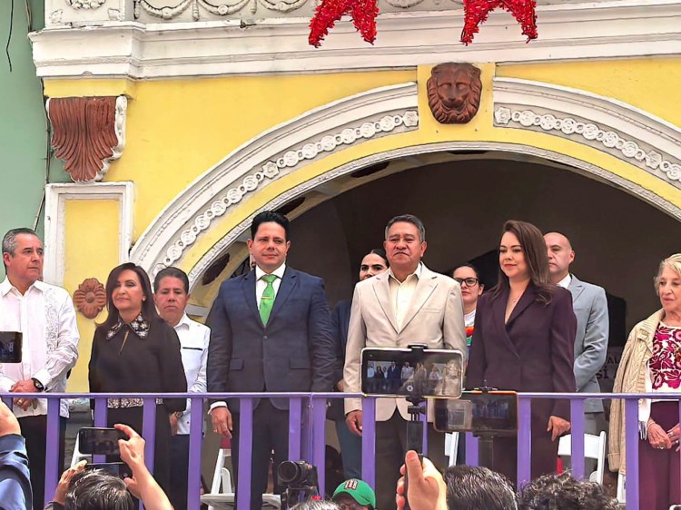 🇲🇽ALCALDE DE LA CAPITAL, CARLOS LÓPEZ SUÁREZ, PARTICIPA EN EL DESFILE DE&nbsp;INDEPENDENCIA🇲🇽
