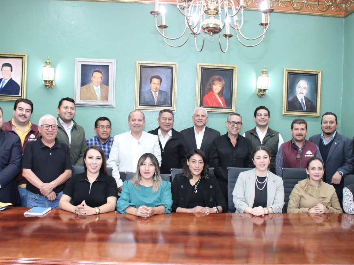 FORTALECE CARLOS LÓPEZ SUÁREZ COORDINACIÓN CON EL GABINETE DEL AYUNTAMIENTO DE&nbsp;TLAXCALA