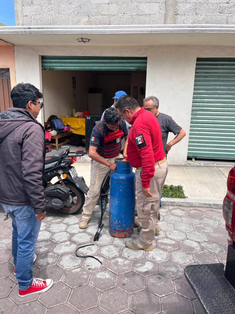 PROTECCIÓN CIVIL DE HUAMANTLA ATIENDE OPORTUNAMENTE FUGA DE GAS EN ESTABLECIMIENTO DE TIERRA Y&nbsp;LIBERTAD