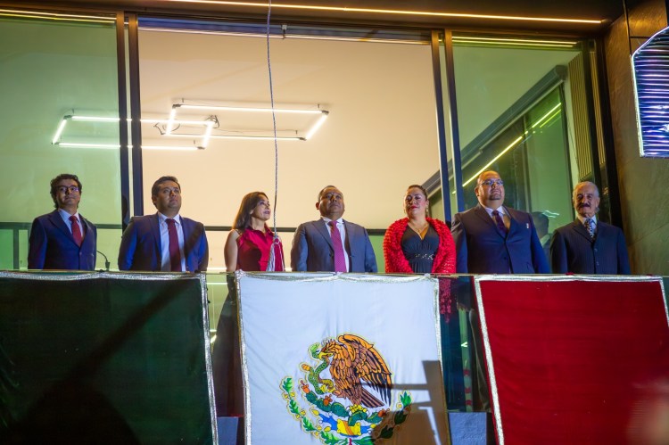 ENCABEZA JAVIER RIVERA BONILLA, CEREMONIA CÍVICA Y FESTEJOS DEL CCXVI ANIVERSARIO DEL GRITO DE INDEPENDENCIA EN&nbsp;#APIZACO🇲🇽
