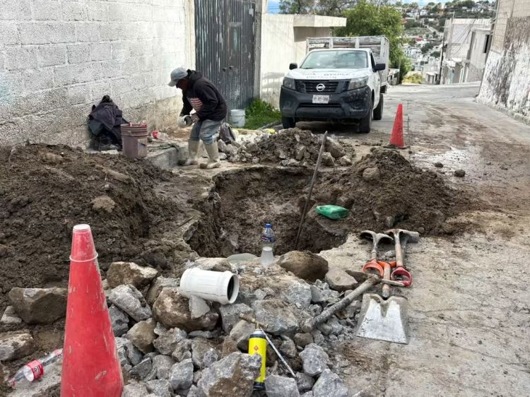 🚧 ¡PRECAUCIÓN! CONTINÚAN LOS TRABAJOS EN CALLE SANTOS DEGOLLADO&nbsp;🚧