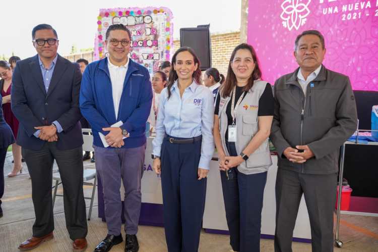 ASISTE ALCALDE DE TLAXCALA CARLOS LÓPEZ SUÁREZ AL ARRANQUE DE LA CAMPAÑA DE VACUNACIÓN DE TEMPORADA INVERNAL Y CONTRA EL VPH EN&nbsp;TLAXCALA