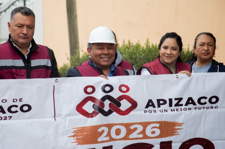 CON MÁS DE 984 M² DE ADOQUINAMIENTO, GOBIERNO DE APIZACO INICIA OBRA EN CALLE JORGE EL RANCHERO&nbsp;AGUILAR
